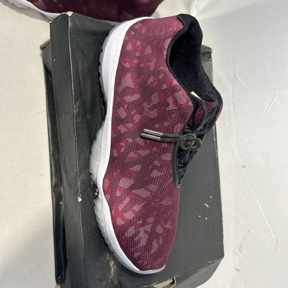 Jordan Air Jordan Future Low Bordeaux Camo Men's Athletic Sneakers 718948-605